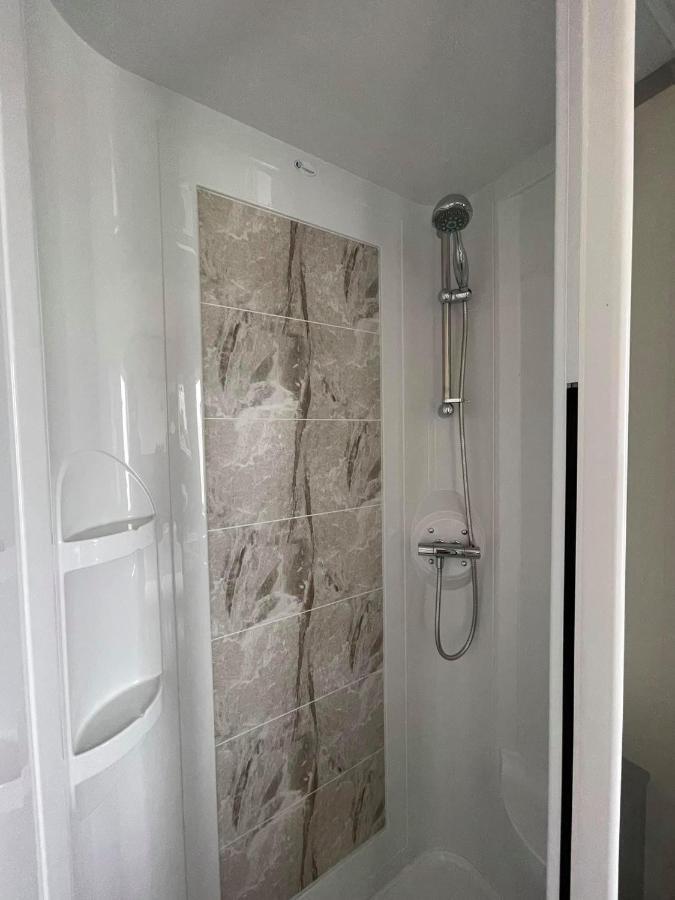 Kilden Kernow - Luxury 6 Berth Caravan Near Bude Exterior photo